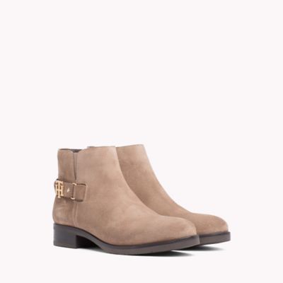 tommy hilfiger buckle suede low boots