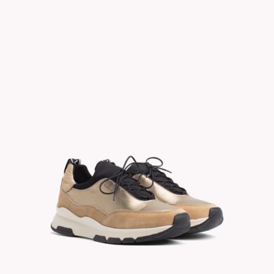 tommy hilfiger cool leather debossed sneaker