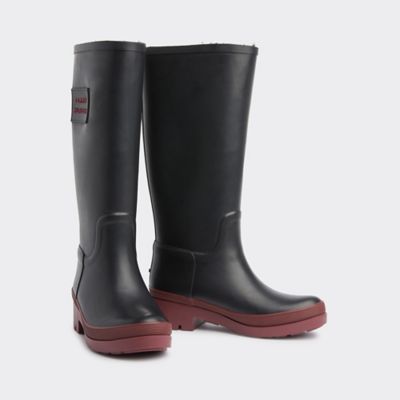 black flat chelsea boots womens