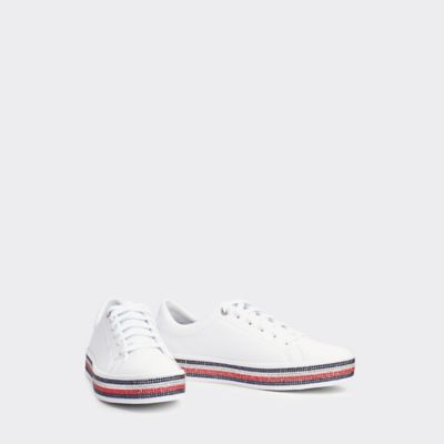 tommy hilfiger loyal sneaker