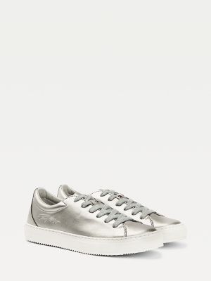 tommy hilfiger ladies sneakers