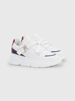 Tommy hilfiger outlet elevated