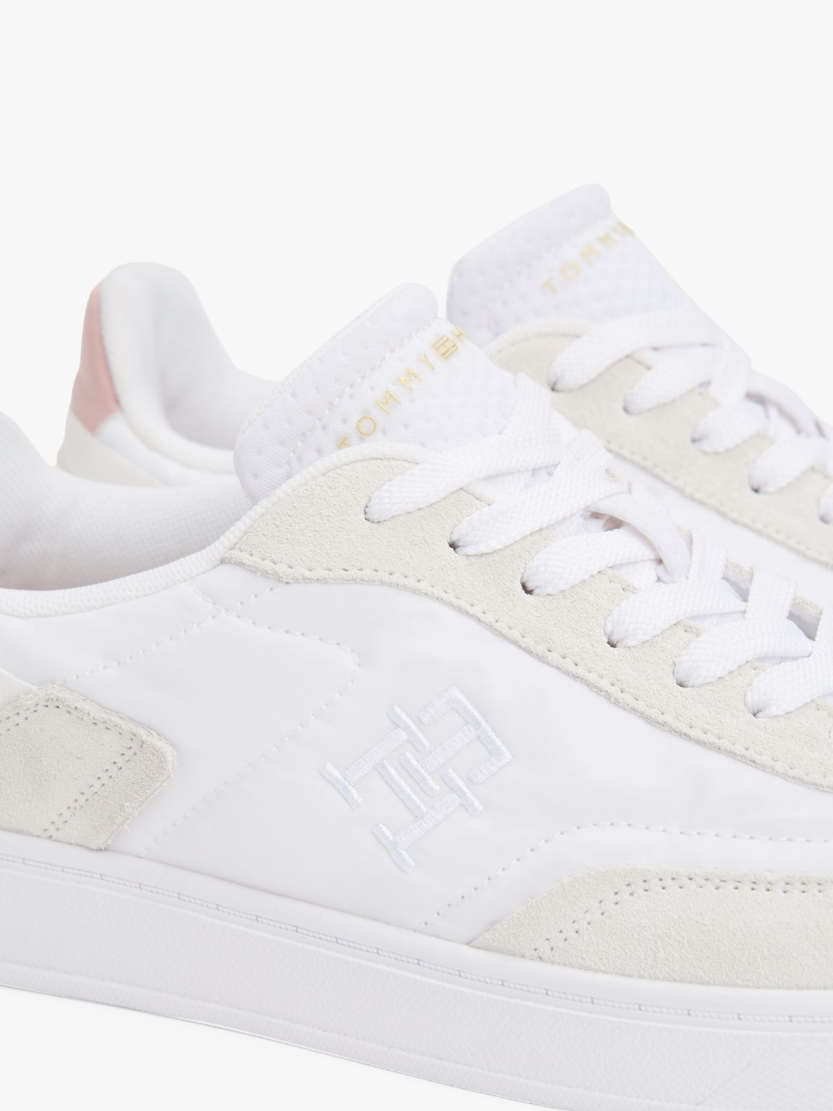 Suede Heritage Sneaker — White