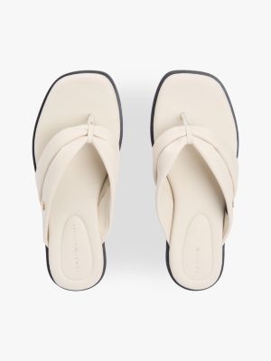 Женские сандалии Tommy Hilfiger Leather Flip-Flop, цвет: Бежевый — фото 3