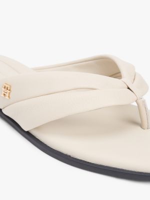 Женские сандалии Tommy Hilfiger Leather Flip-Flop, цвет: Бежевый — фото 6