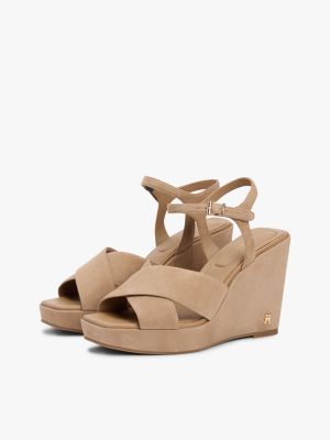 Женские сандалии Tommy Hilfiger Crossed-Strap Suede Wedge Sandal, цвет: Песочный холщовый — фото 2