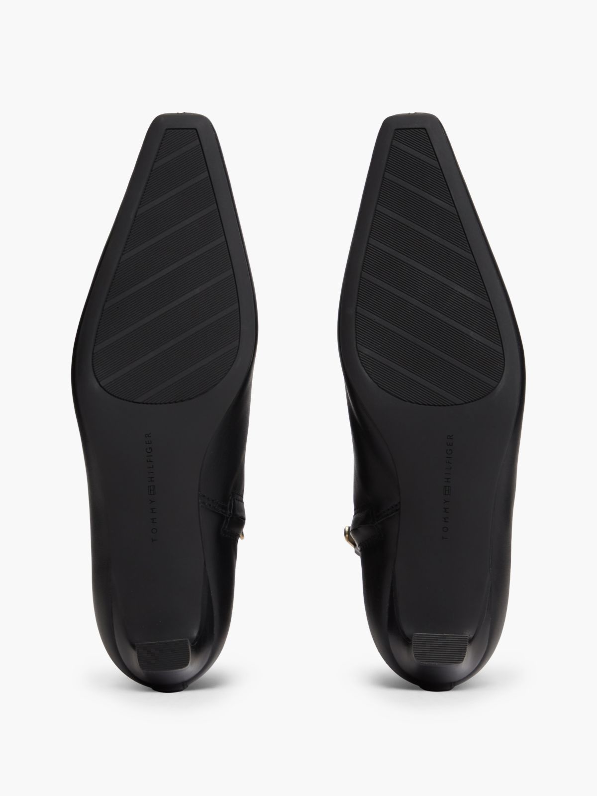 Leather Kitten-Heel Ankle Boot — Black