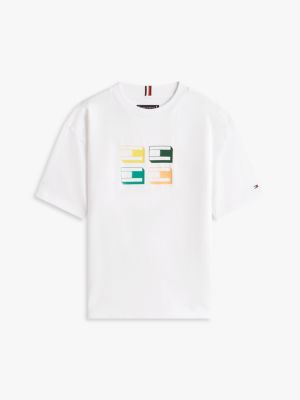 Детские футболки Tommy Hilfiger Kids' 3D Logo Graphic T-Shirt — фото 5
