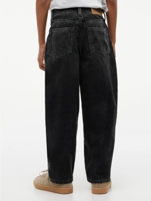 Детские джинсы Tommy Hilfiger Kids' Black Wash Barrel Jean — фото 4