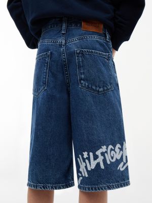 Детские джинсы Tommy Hilfiger Kids' Graffiti Print Baggy Denim Short — фото 3