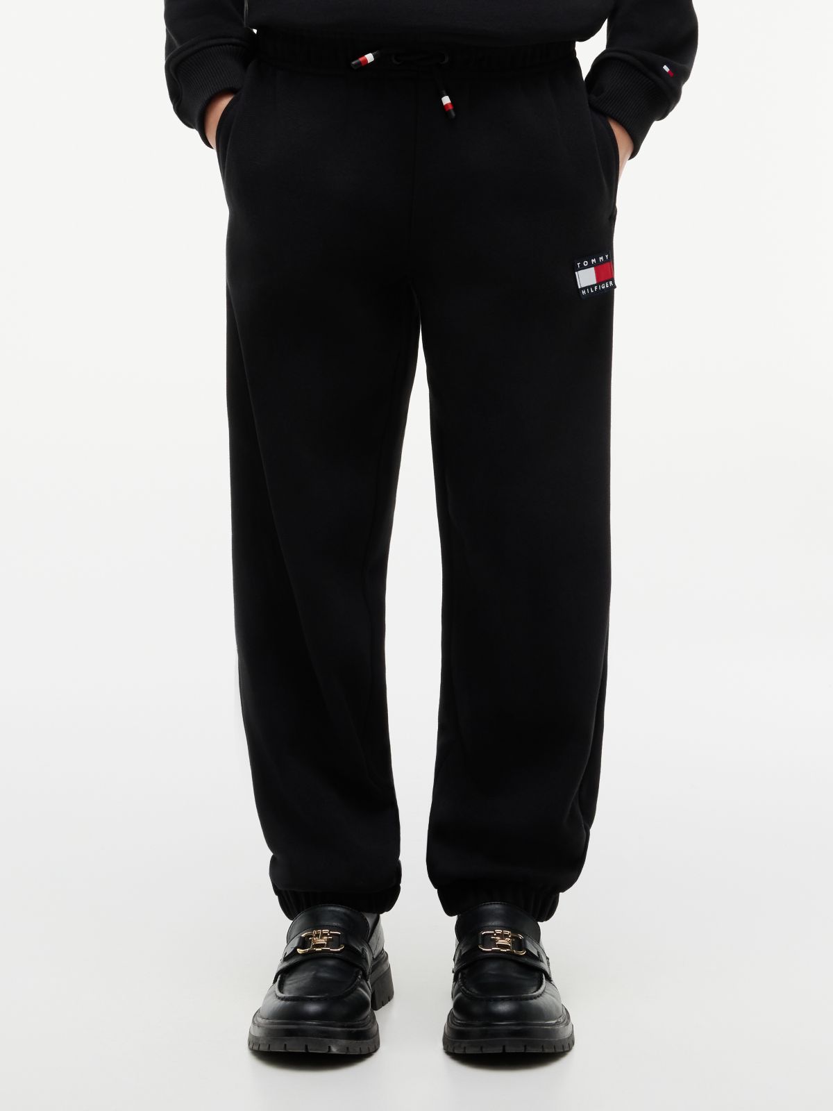 Kids' Flag Badge Sweatpant — Black