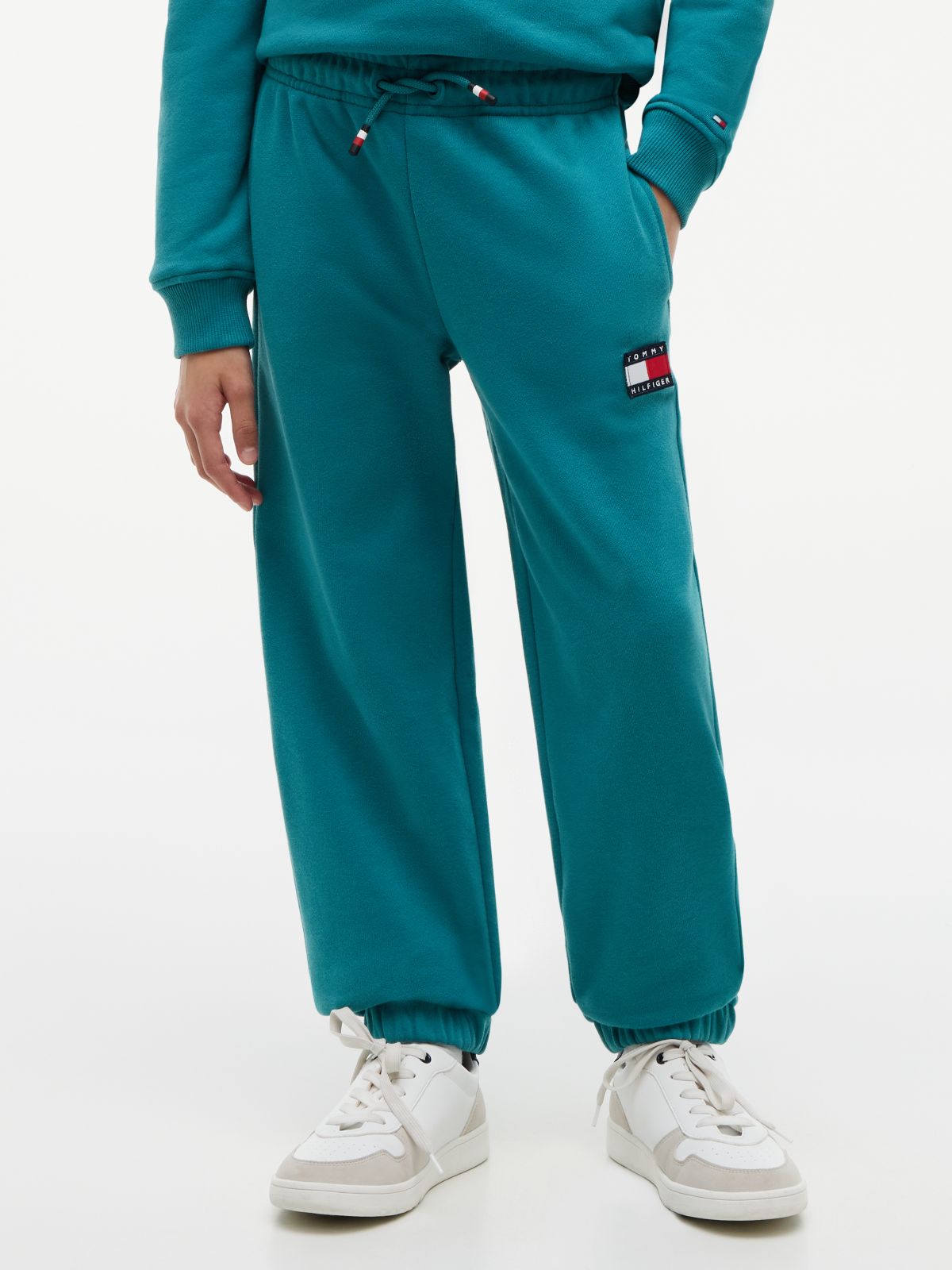 Kids' Flag Badge Sweatpant — Platinum Teal