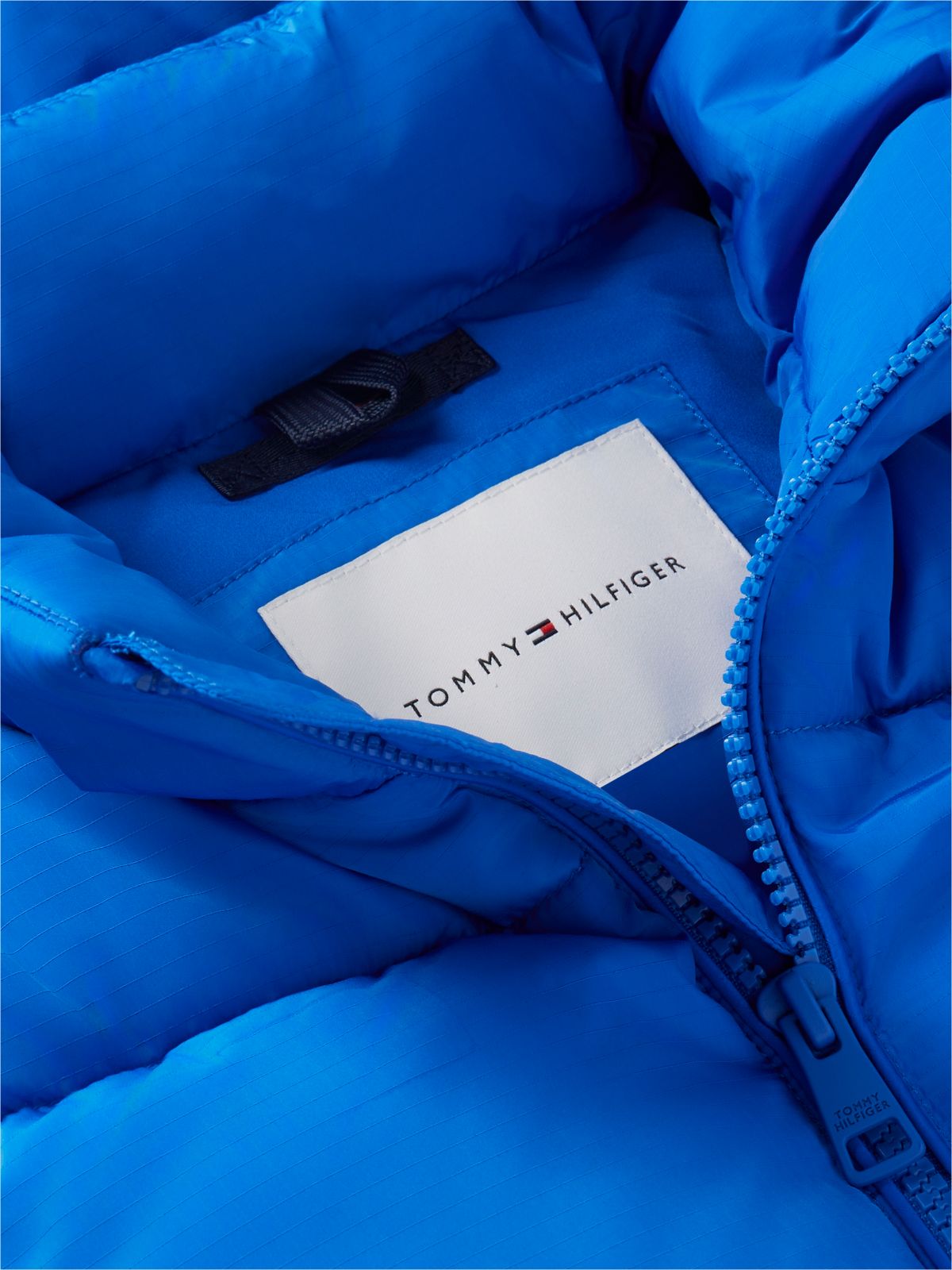 Kids' Classic Badge Logo Hooded Puffer — Vibrant Blue