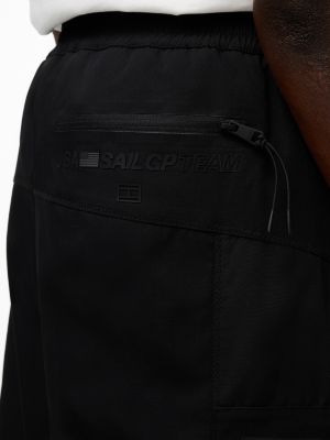 Мужские брюки Tommy Hilfiger Tommy x US SailGP Team Tonal Cargo Short — фото 3