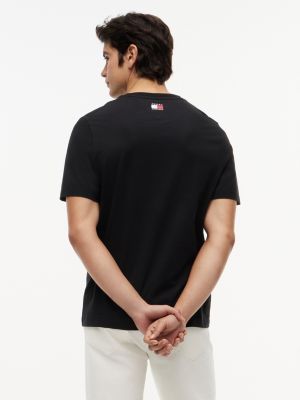 Мужские футболки Tommy Hilfiger Tommy x Cadillac F1® Team Logo T-Shirt — фото 4