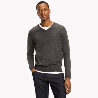 hilfiger v neck sweater