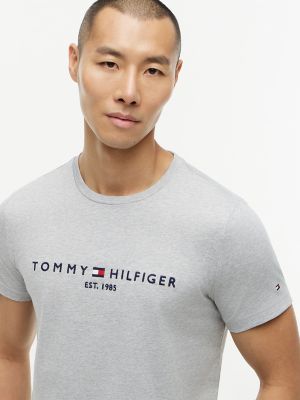 Мужские футболки Tommy Hilfiger Embroidered Tommy Logo Slim Fit T-Shirt — фото 3