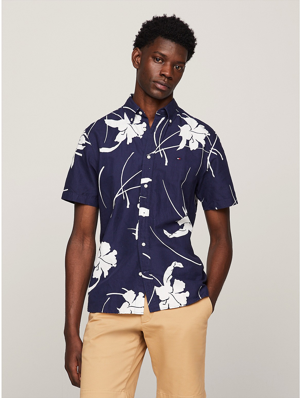 Tommy Hilfiger Men's Regular Fit Floral Print Shirt