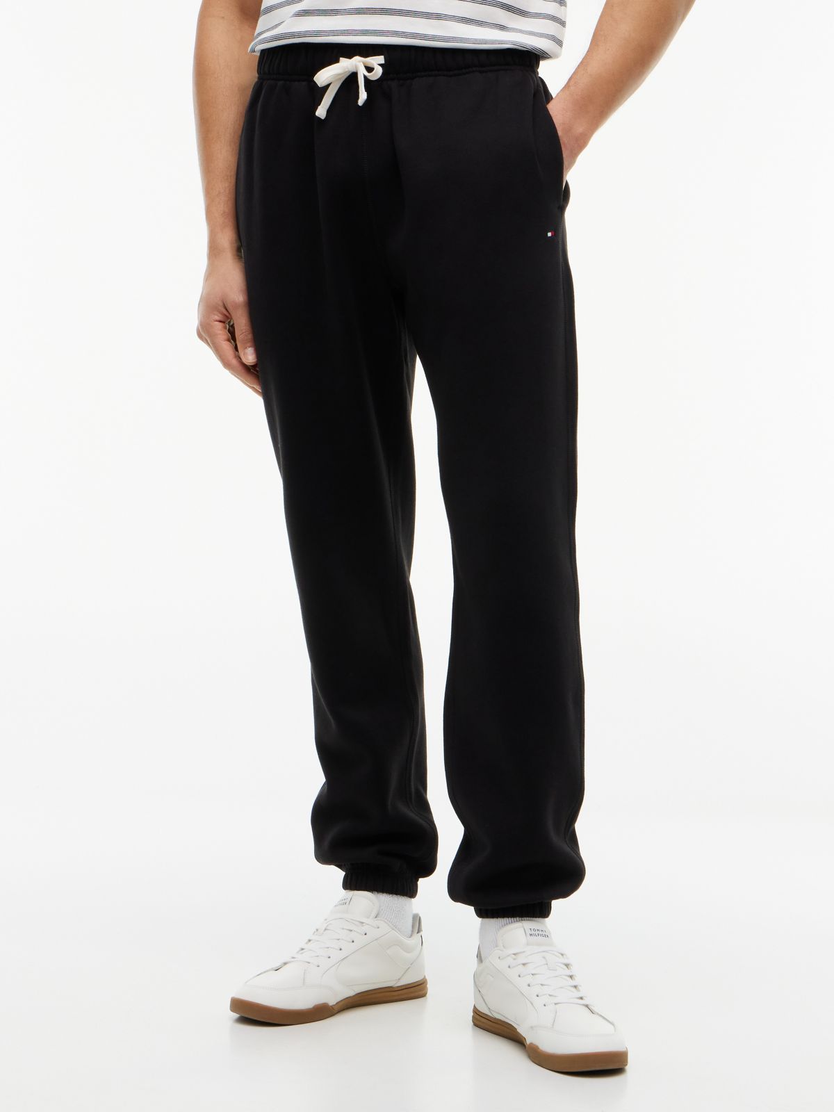 Solid Fleece Jogger — Black