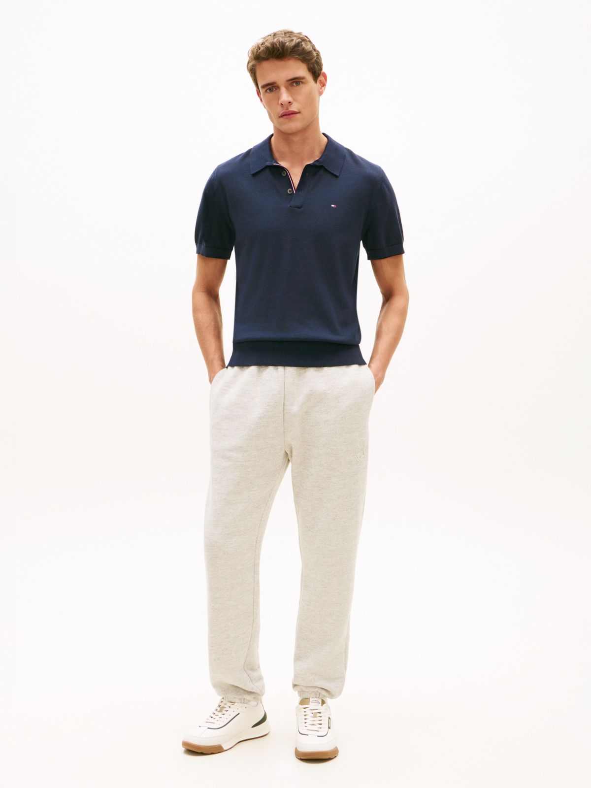 Hilfiger Crest Logo Heathered Sweatpant — Light Grey Marbled Heather