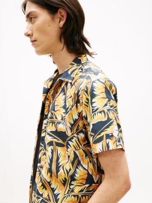 Мужские рубашки Tommy Hilfiger Palm Leaf Print Paper-Touch Camp Shirt — фото 2