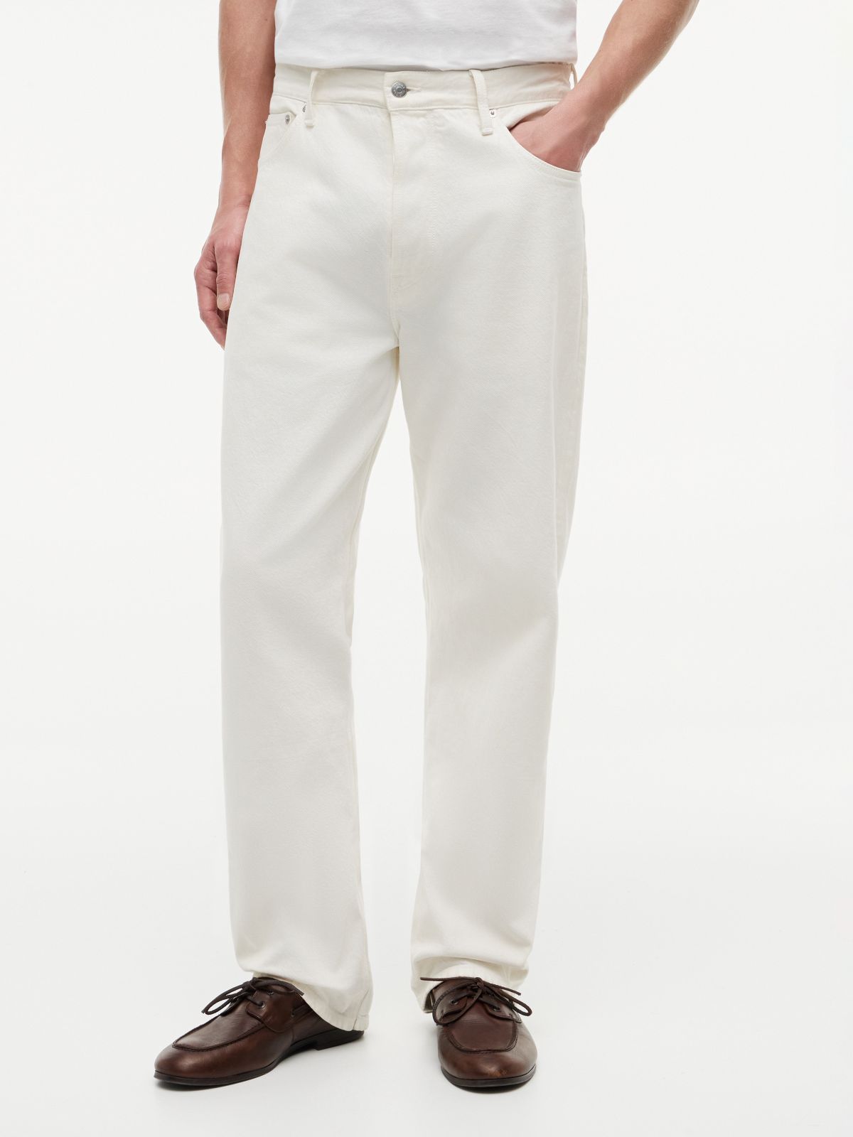 Garment-Dyed Loose Jean — White