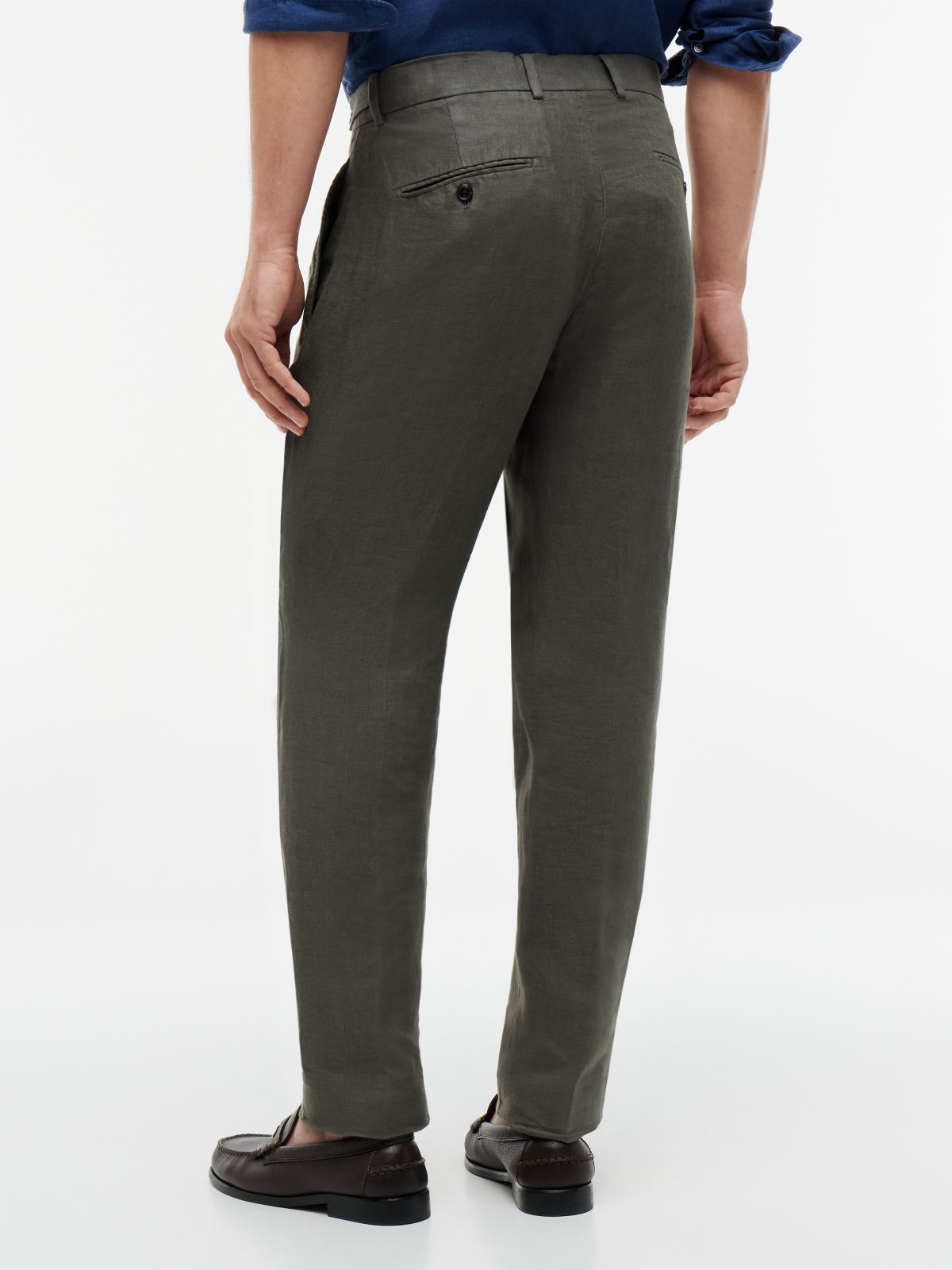 Garment-Dyed Linen Tapered Pant — Platinum Olive