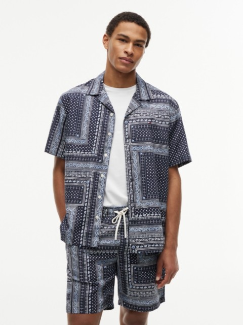 Мужские рубашки Tommy Hilfiger Classic Fit Bandana Patchwork Camp Shirt