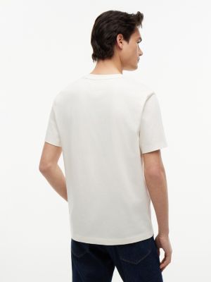 Мужские футболки Tommy Hilfiger Wavy Flag Logo T-Shirt — фото 4