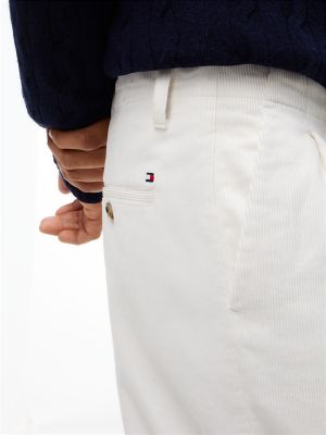 Мужские брюки Tommy Hilfiger Relaxed Pleated Corduroy, цвет: Слоновая кость шёлковый — фото 3
