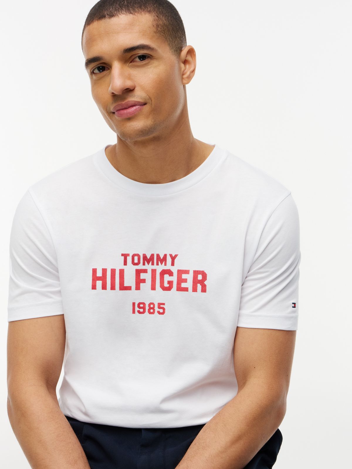 Classic Hilfiger Logo T-Shirt — White