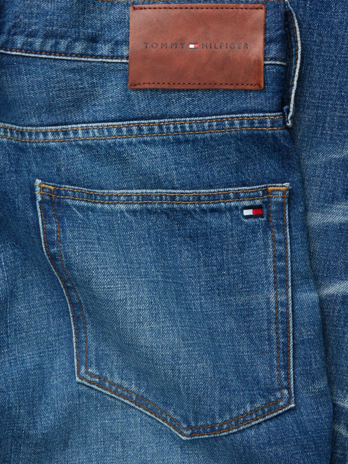 Distressed Relaxed Straight Jean — Bill Indigo