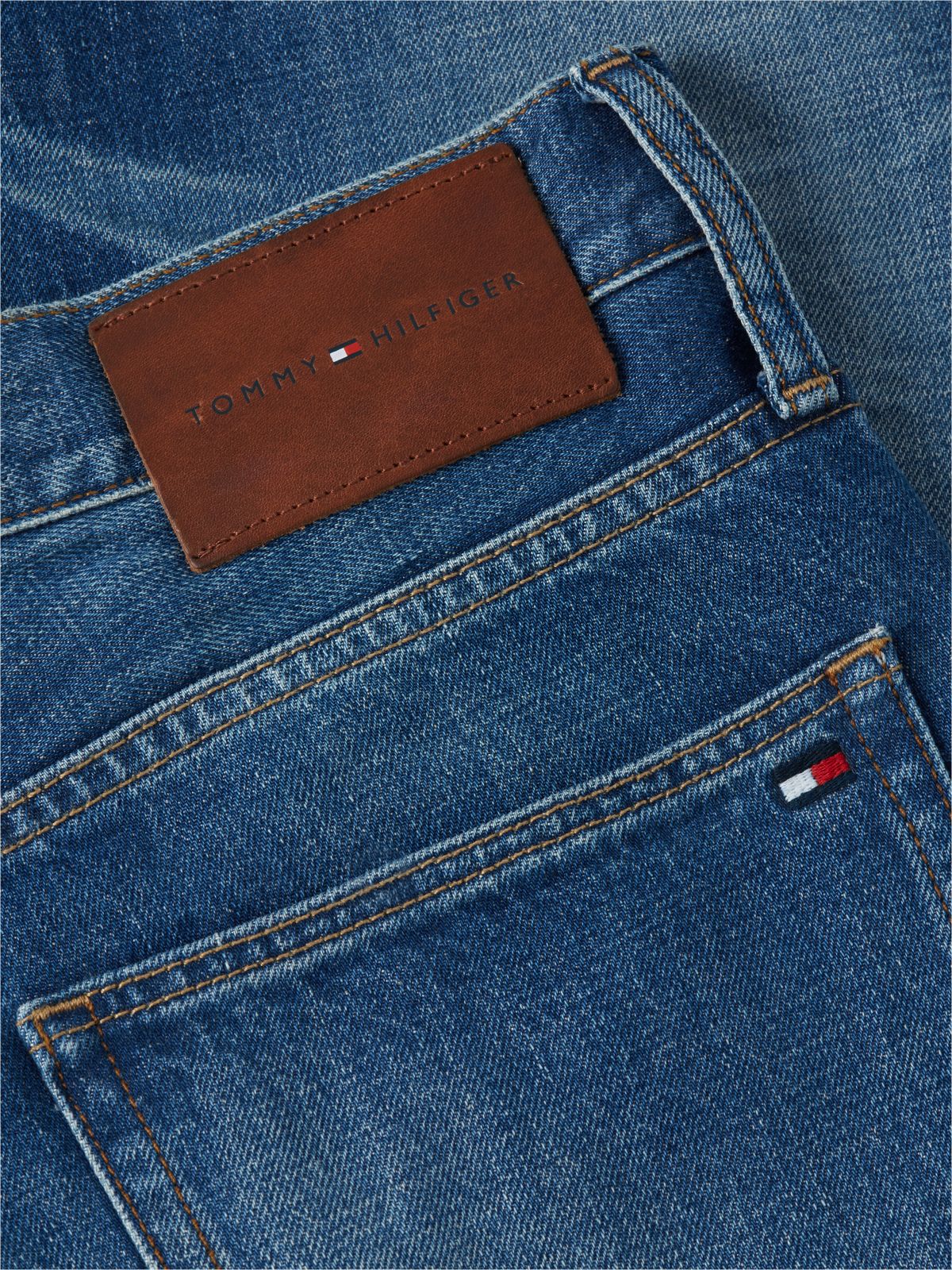 Distressed Relaxed Straight Jean — Bill Indigo