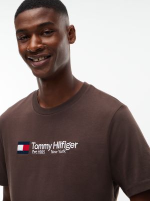 Мужская футболка Tommy Hilfiger Embroidered Flag & Logo, цвет: Коричневый — фото 3