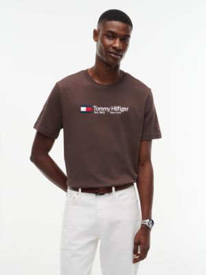 Мужская футболка Tommy Hilfiger Embroidered Flag & Logo, цвет: Коричневый — фото 1