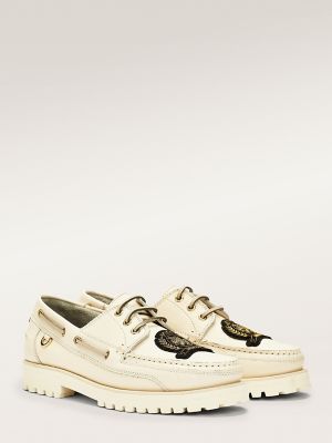tommy hilfiger boat shoes