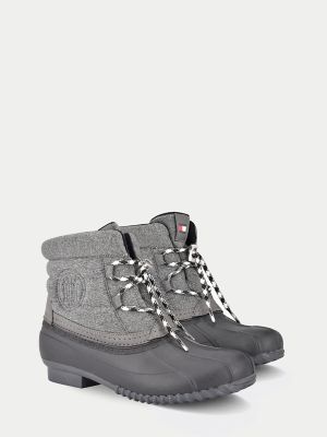 black tommy hilfiger duck boots