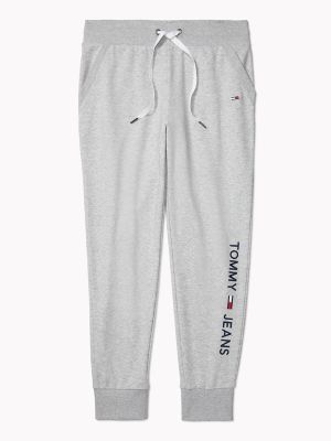 tommy hilfiger jumper female