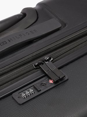 Мужской чемодан Tommy Hilfiger 28" Hardcase Spinner Luggage, цвет: Чёрный — фото 3