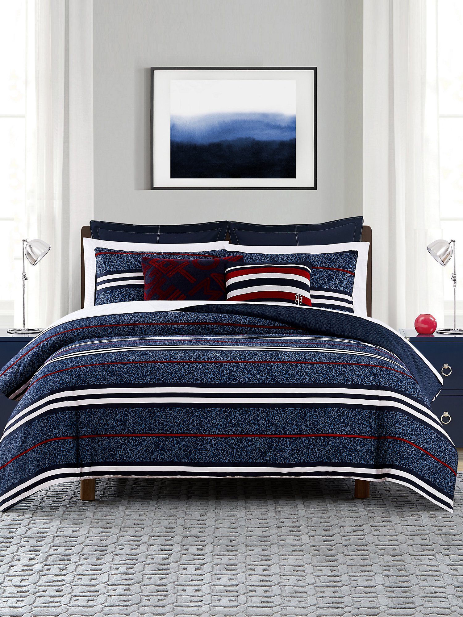 knoglebrud sagtmodighed Dæmon Floral Stripe Comforter Set | Tommy Hilfiger USA