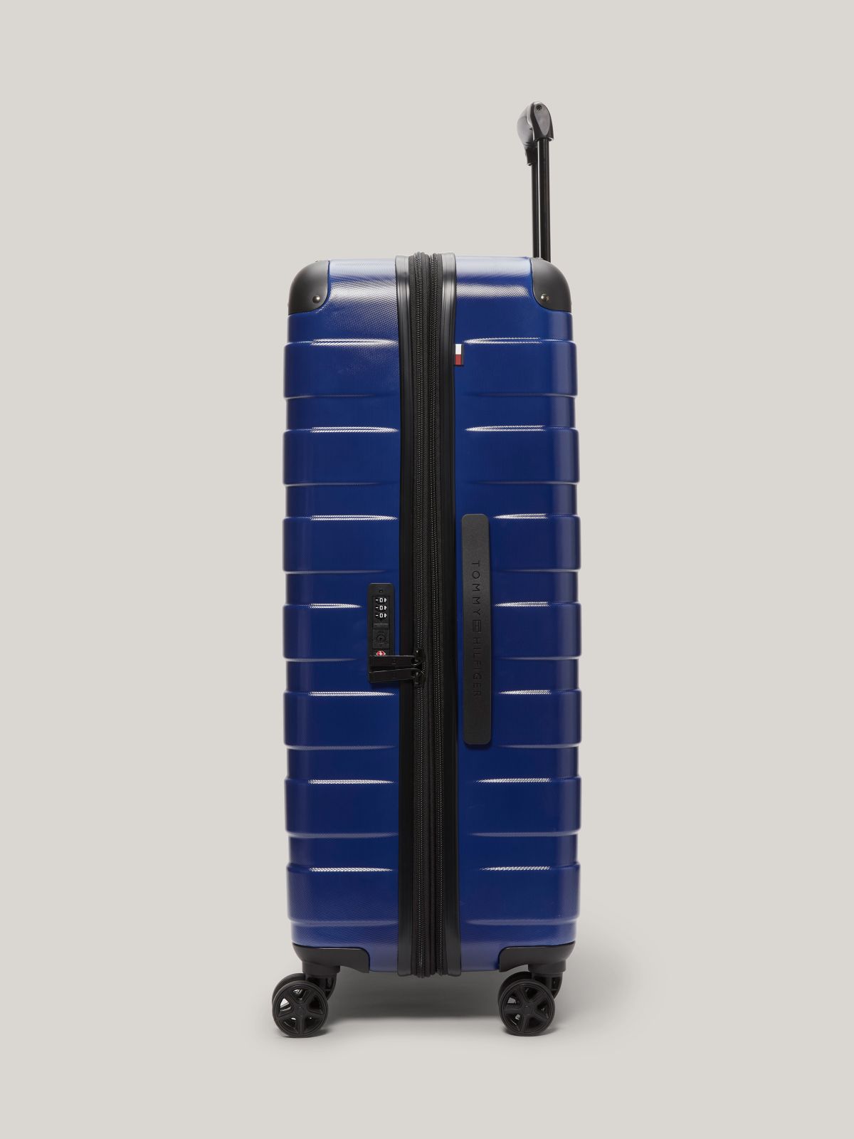 28" Hardcase Spinner Luggage — Anchor Blue
