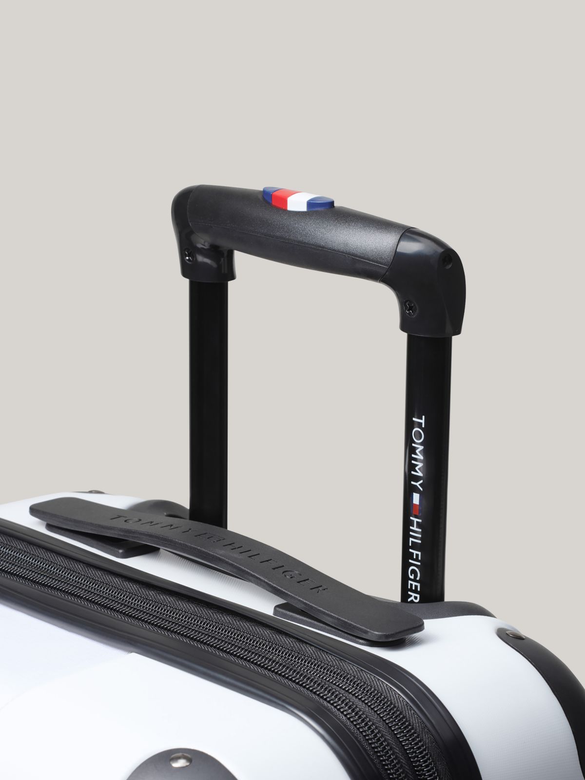 21" Hardcase Spinner Luggage — White