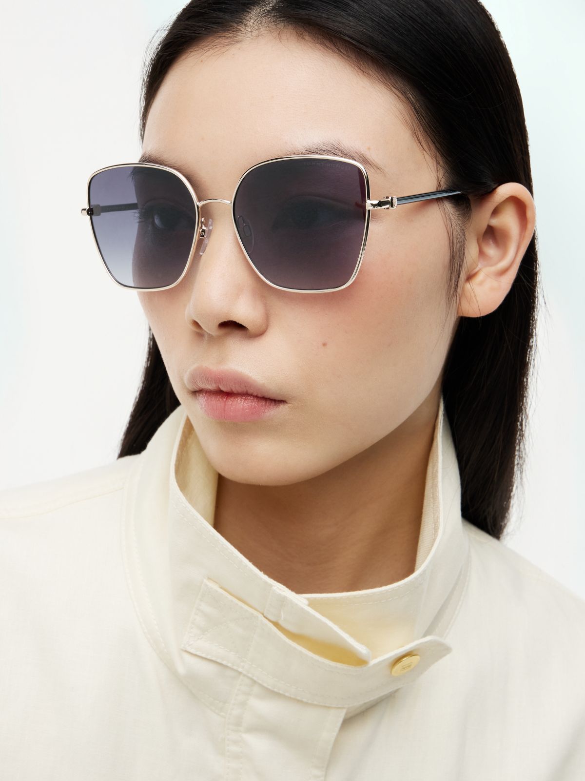 Metal Butterfly Frame Sunglasses — Gold