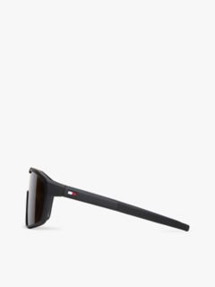 Oversized Mask Frame Sunglasses — Matte Black 2