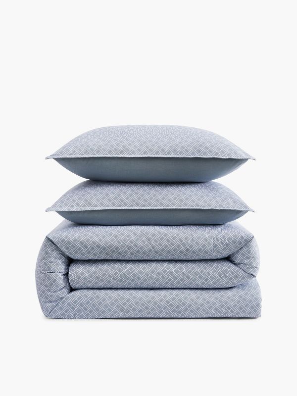 Allover Hilfiger Flag Comforter Set — Yale Blue