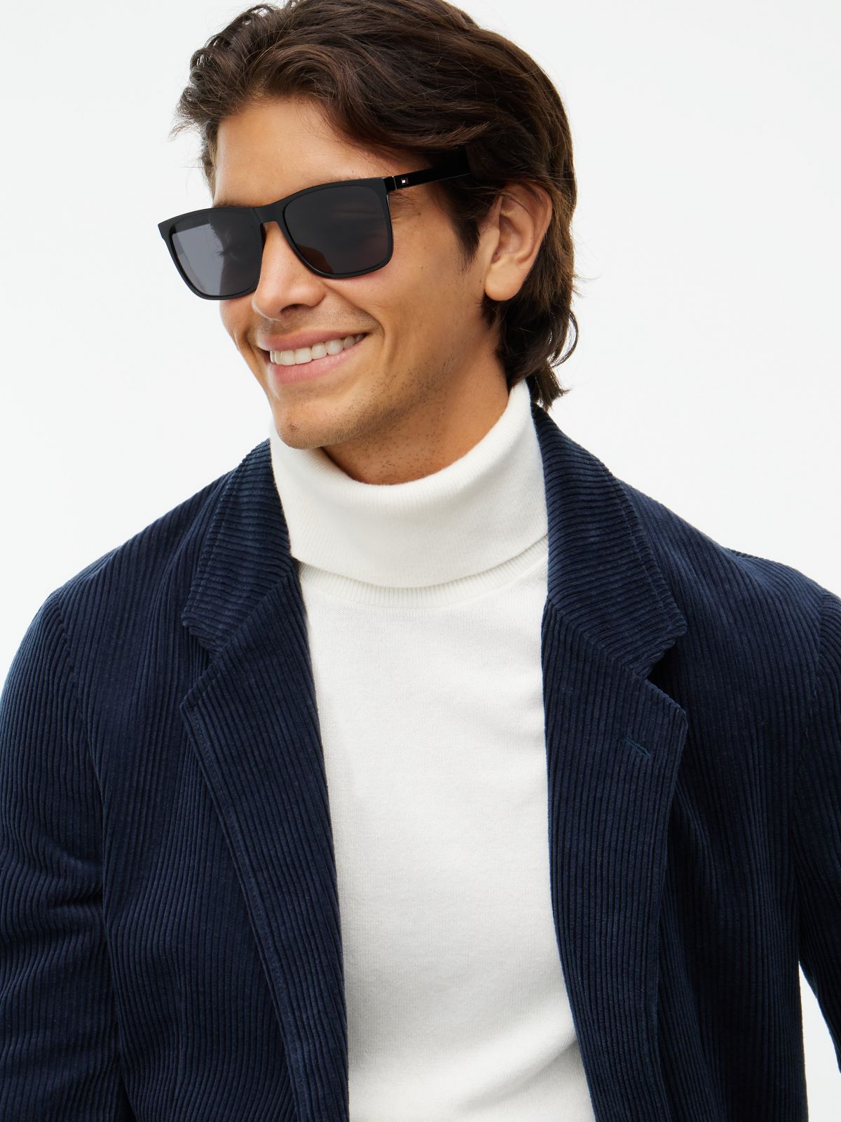 Classic Rectangular Frame Sunglasses — Black