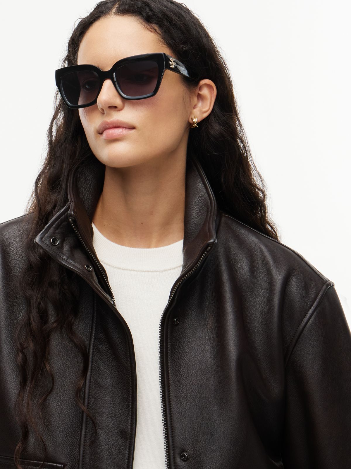 Bold Butterfly Frame Sunglasses — Black