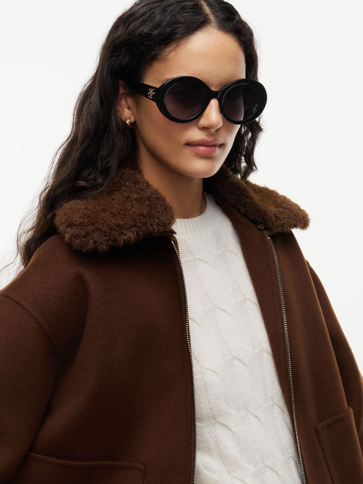 Bold Round Frame Sunglasses — Black