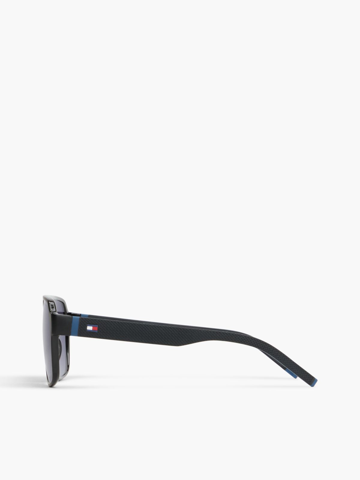 Sporty Navigator Frame Sunglasses — Black