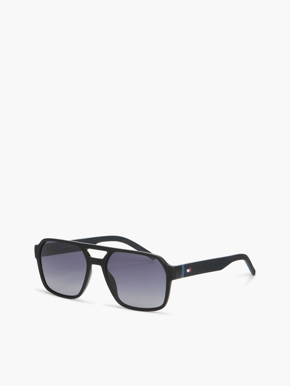 Sporty Navigator Frame Sunglasses — Black